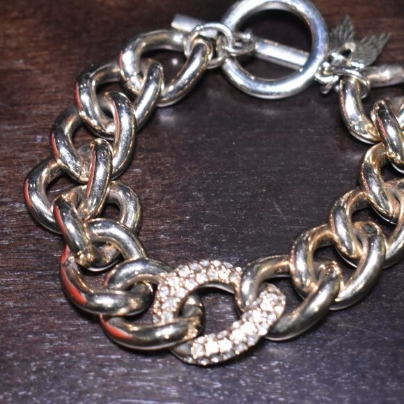 Victoria's Secret Chunky Gold Chain Bracelet - Picture 2 of 11